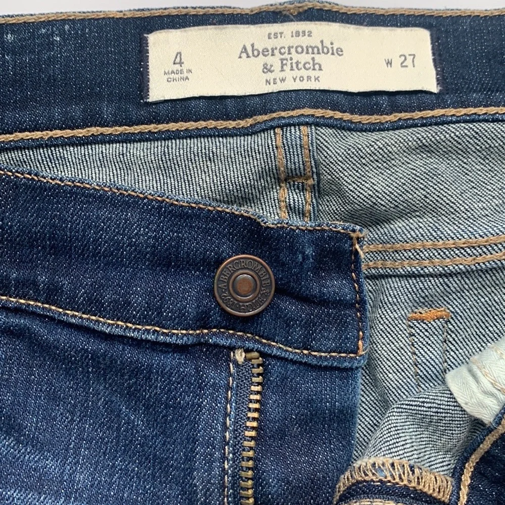 A&F Distressed Rolled Denim Shorts - Picture 8 of 10